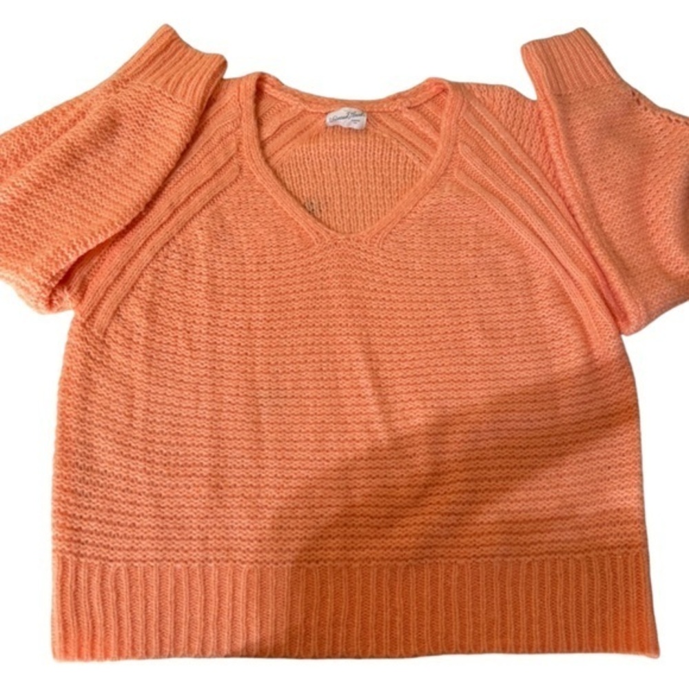 Universal Thread‎ Women's Balloon Sleeve V-Neck Oversized Pullover Sweater Coral